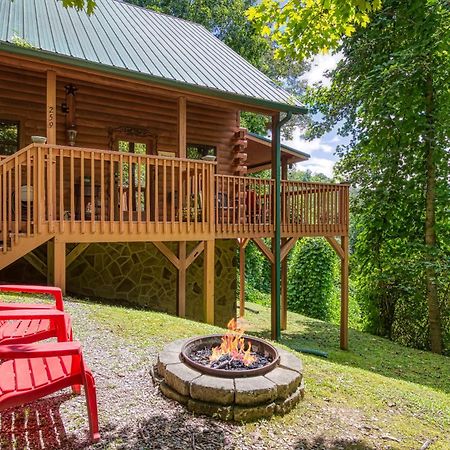 גטלינבורג Magical Moments, Hot Tub, Wifi, 1089 Free Tickets Each Paid Day, Dollywood And More מראה חיצוני תמונה